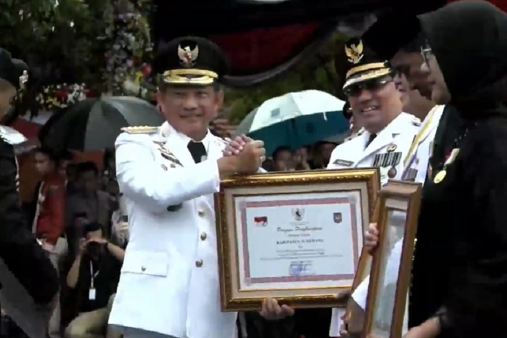  Kabupaten Sumedang Raih Dua Penghargaan Nasional di Hari Otda
