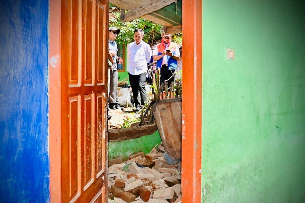  Bey Machmudin Tinjau Dampak Gempa Garut di Cilawu, ini Hasil Temuannya