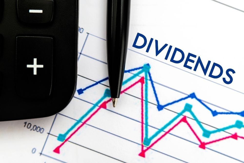  Profit-Hunting Amid Dividend Season