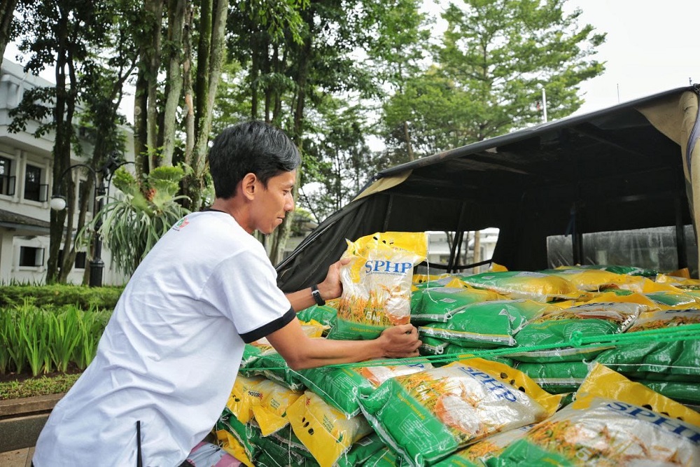  Bulog Cirebon Segera Salurkan Bantuan Pangan Beras 6.128 Ton