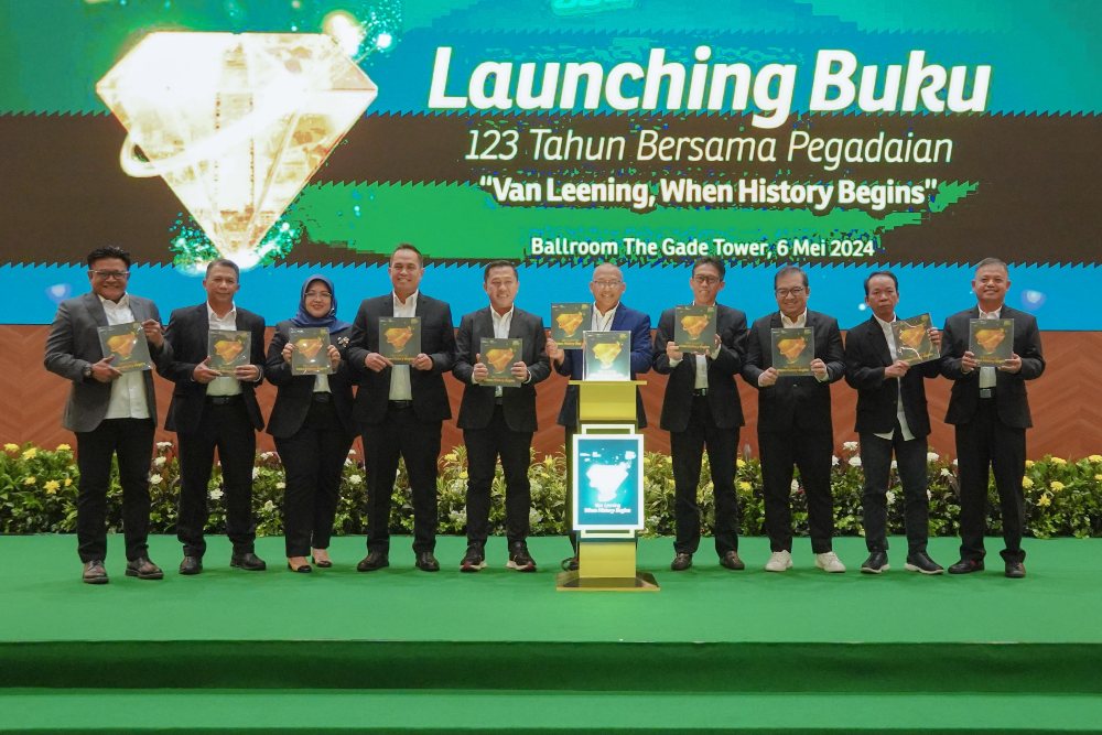  Pegadaian Luncurkan Buku Tapak Tilas 123 Tahun Melayani Indonesia