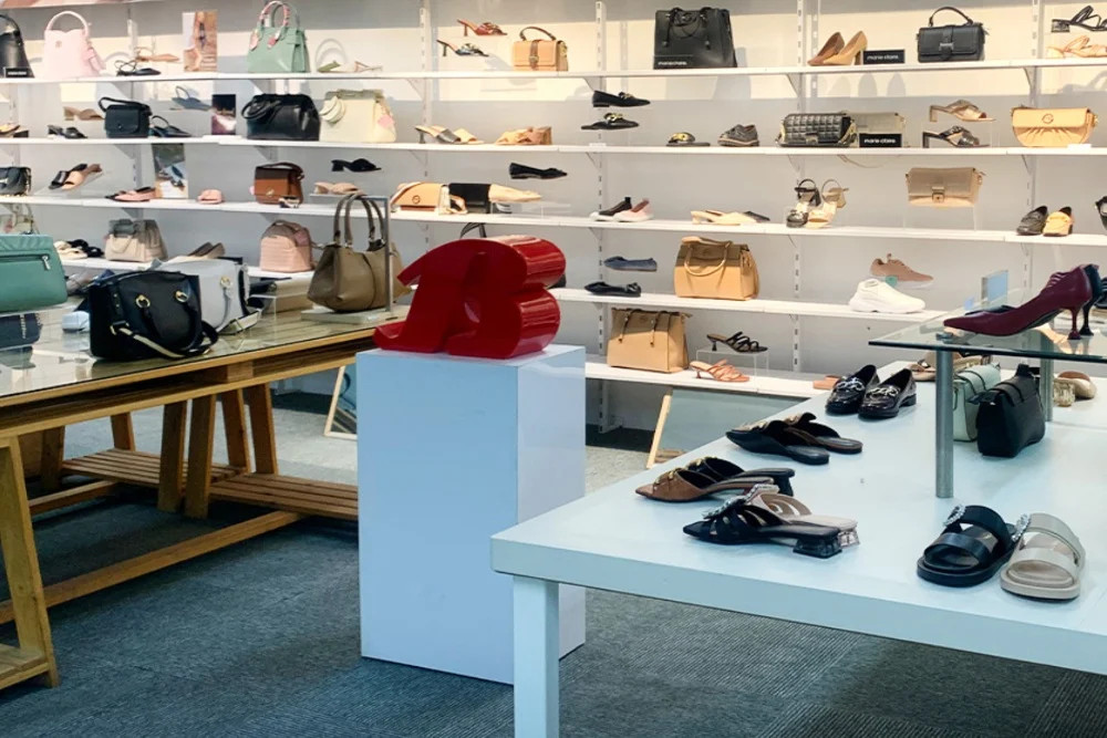  Sepatu Bata Shuts Down Factory in Purwakarta
