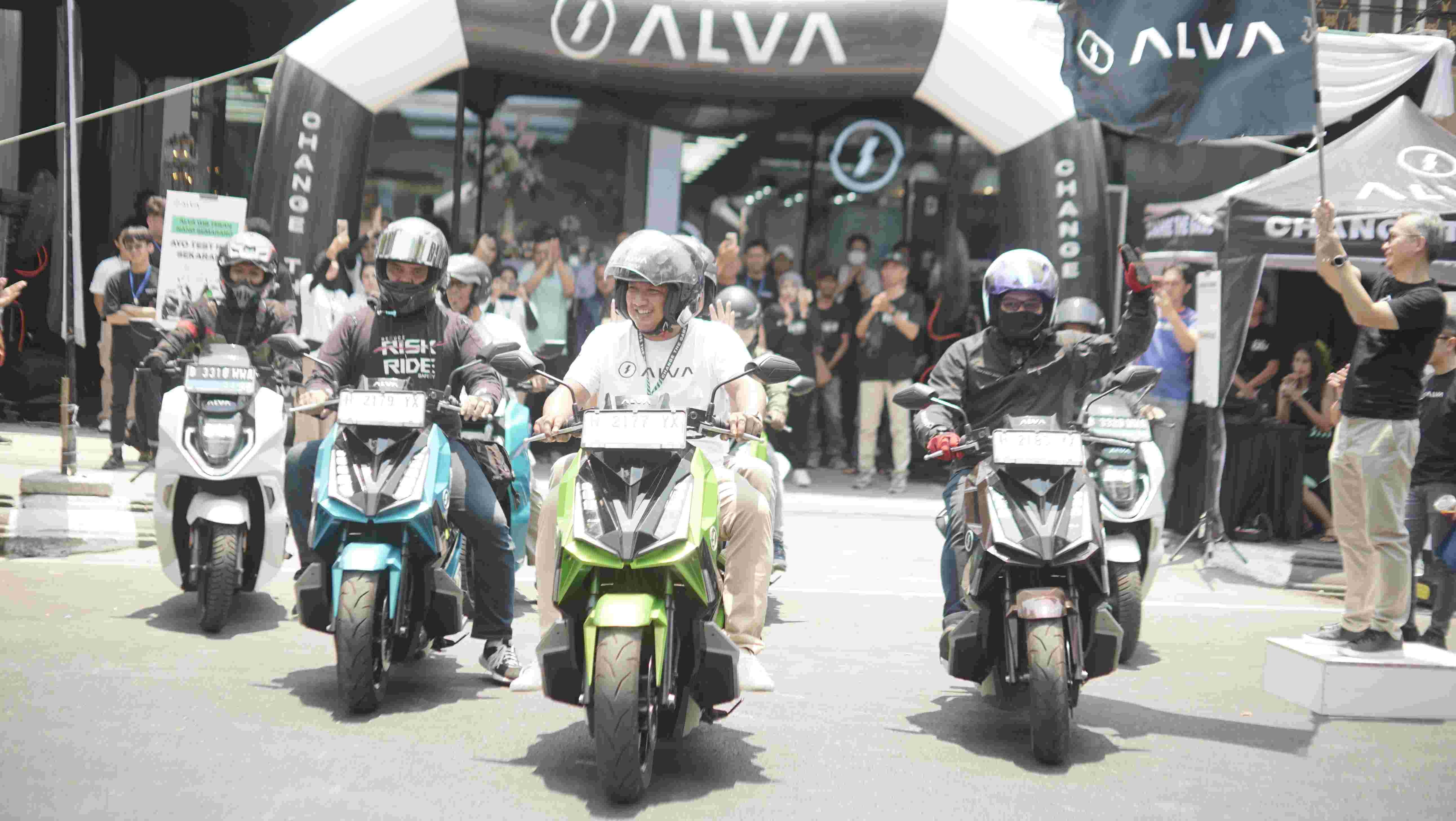  Bali Civil Servants to Enjoy Special Deals from EV Bike maker ALVA 