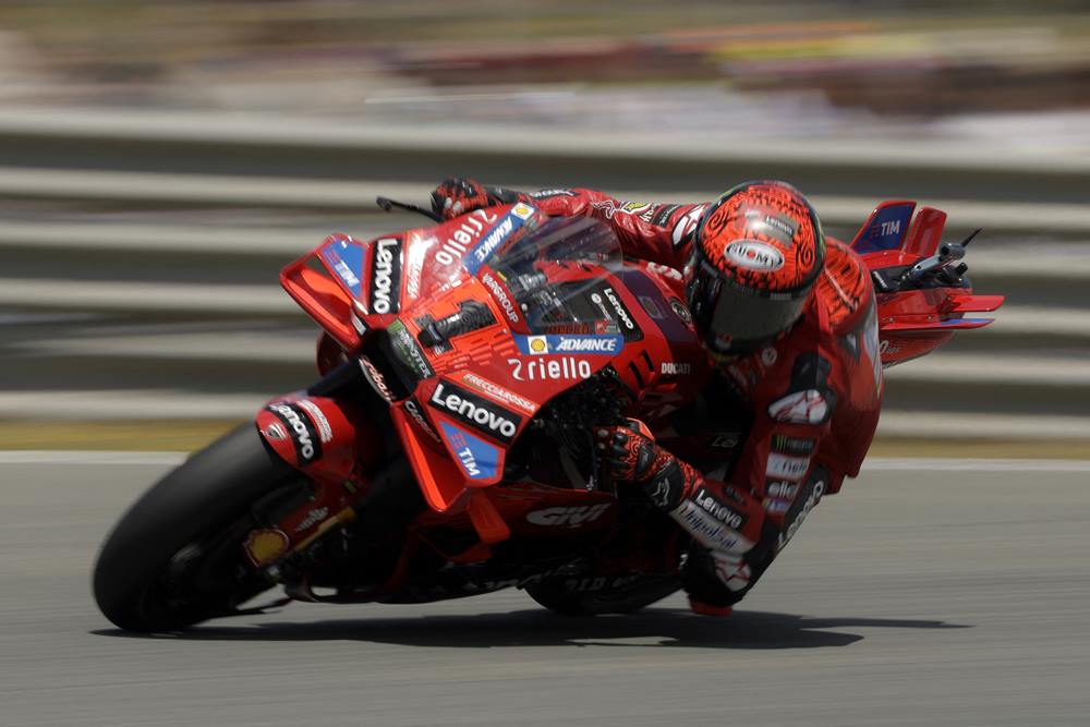 Pembalap Ducati Lenovo. Francesco Bagnaia akan menjalani sprint race MotoGP Prancis 2024, Sabtu (11/5/2024). Ini Link Live Streaming Sprint Race MotoGP Prancis 2024, 11 Mei./Reuters