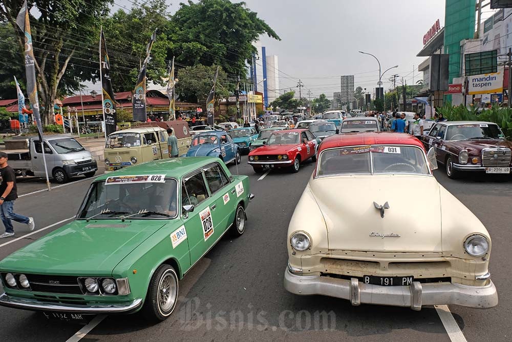  Rally Mobil Kuno di Magelang