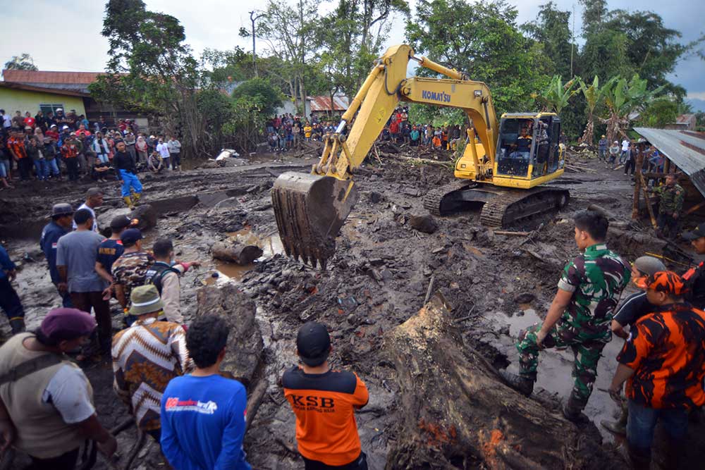  Sebanyak 13 Warga Meninggal Dunia Akibat Banjir Bandang di Kabupaten Agam Sumtra Barat