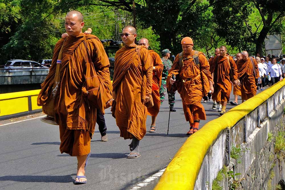  Perjalanan Bhikkhu Thudong ke Borobudur