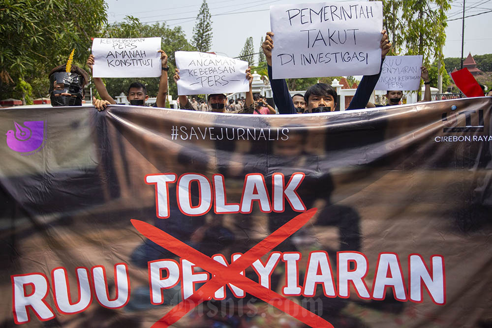  Aksi Jurnalis Tolak RUU Penyiaran