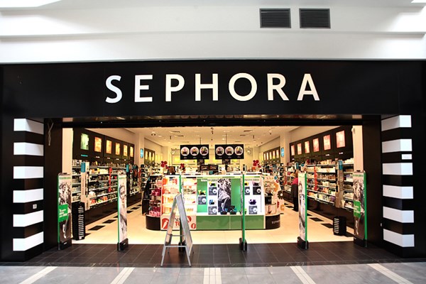  Sosok Pria di Balik Sephora, Peritel Kecantikan Paling Banyak Dicari di Dunia