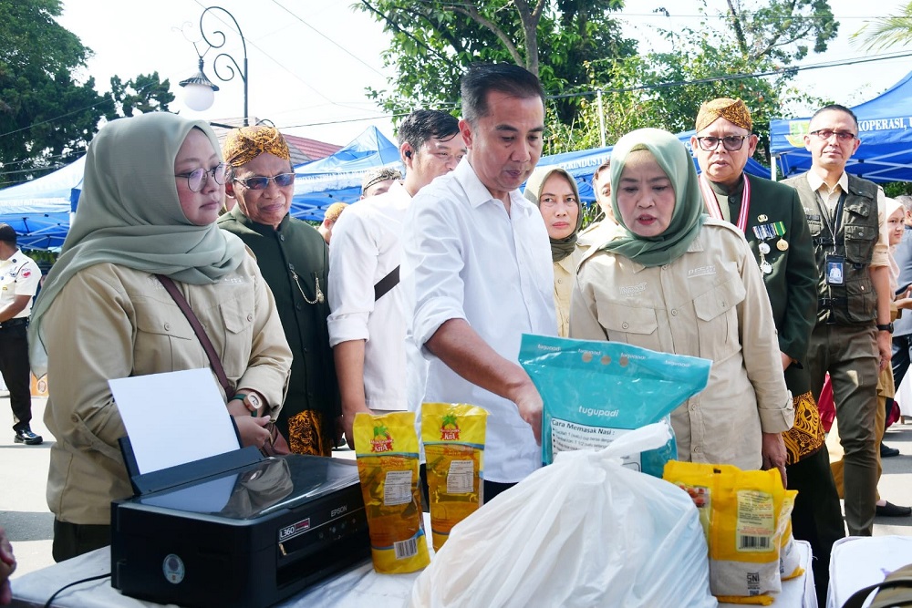  Bey Machmudin Copot Seluruh Komisaris 5 BUMD