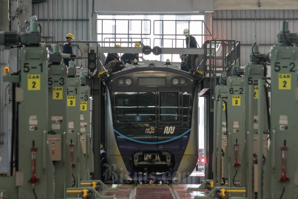  Hutama Karya Beberkan Penyebab Jatuhnya Besi Crane di Jalur MRT