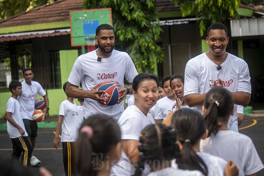  NBA Beri Pelatihan Cara Bermain Bola Basket