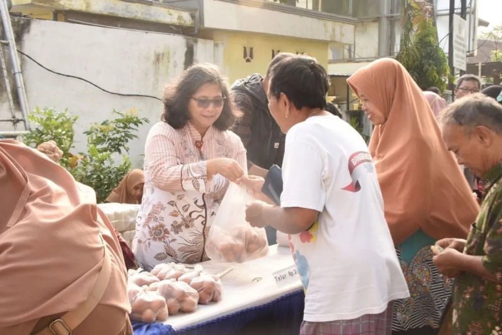  Kota Kediri Redam Kenaikan Harga Bahan Pokok Melalui Operasi Pasar