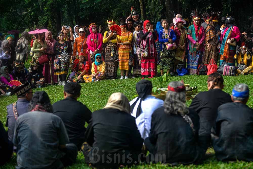  Bakul Budaya FIB UI dan Makara Art Center UI Gelar Sedekah Hutan