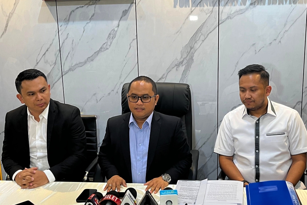  Kubu Suami BCL Duga 'Gagal Move On' Jadi Pemicu Laporan ke Polisi