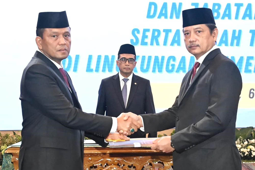  Menhub Lantik Eks Kapolda Malut Jadi Dirjen Perhubungan Darat, Ini Profilnya