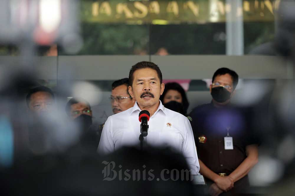 Jaksa Agung Sanitiar Burhanuddin dalam konferensi pers di Jakarta, Senin (27/6/22022). Bisnis/Himawan L Nugraha