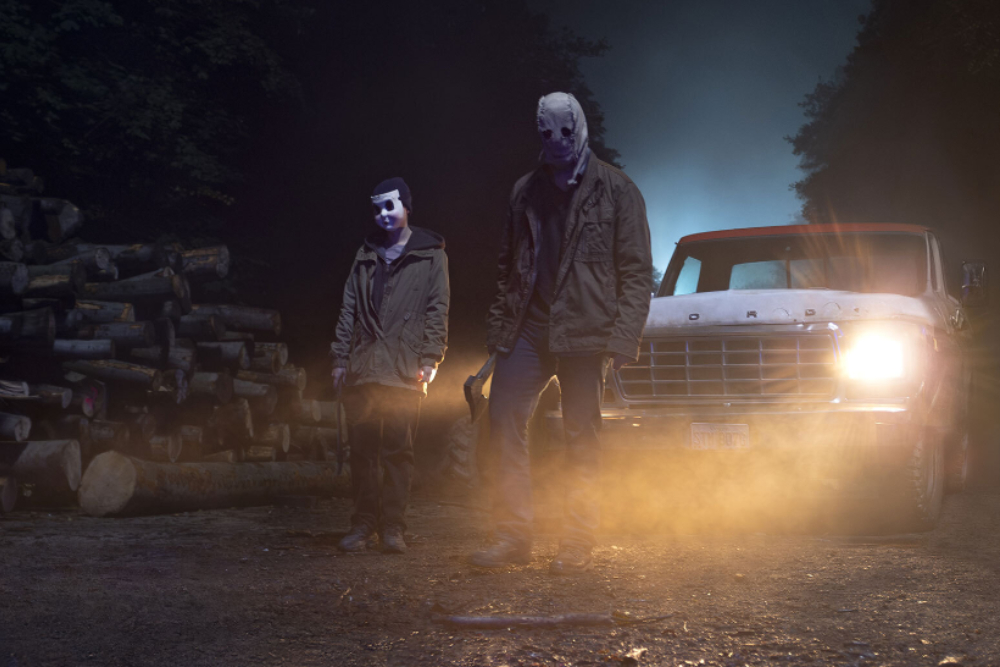 Sinopsis dan Review Film The Strangers: Chapter 1/thestrangers.movie