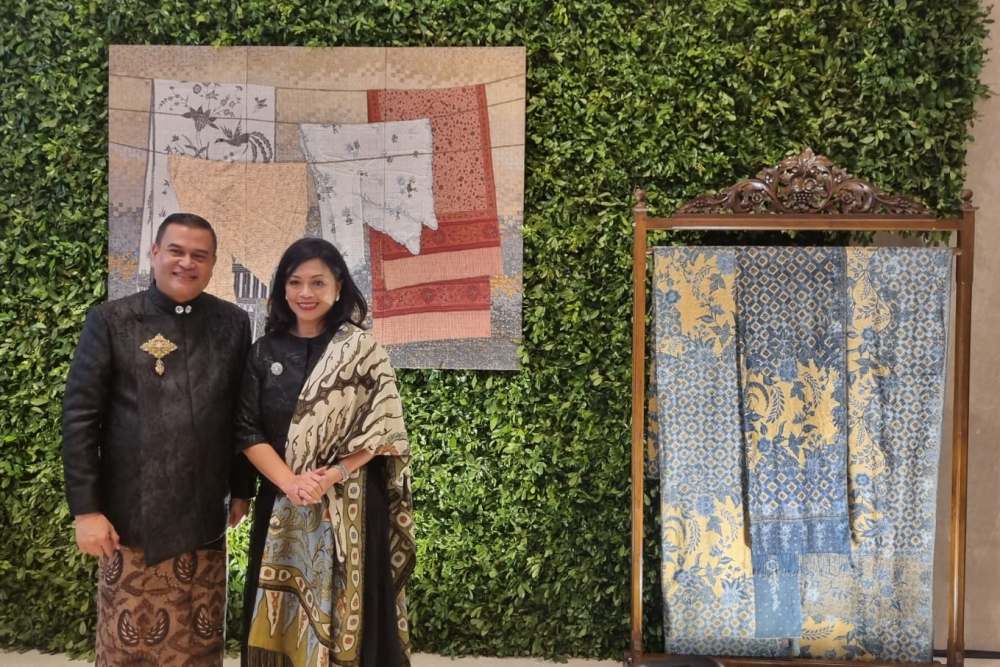  Emil Eriyanto Gandeng 26 Desainer Gelar Red Carpet Gala "Cerita Batik"