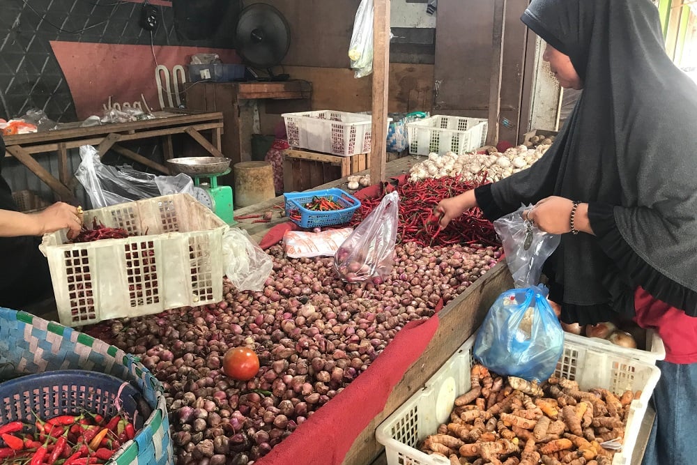  Pekan Kedua Juni 2024, Bawang Merah hingga Daging Ayam di Cirebon Kian Melonjak