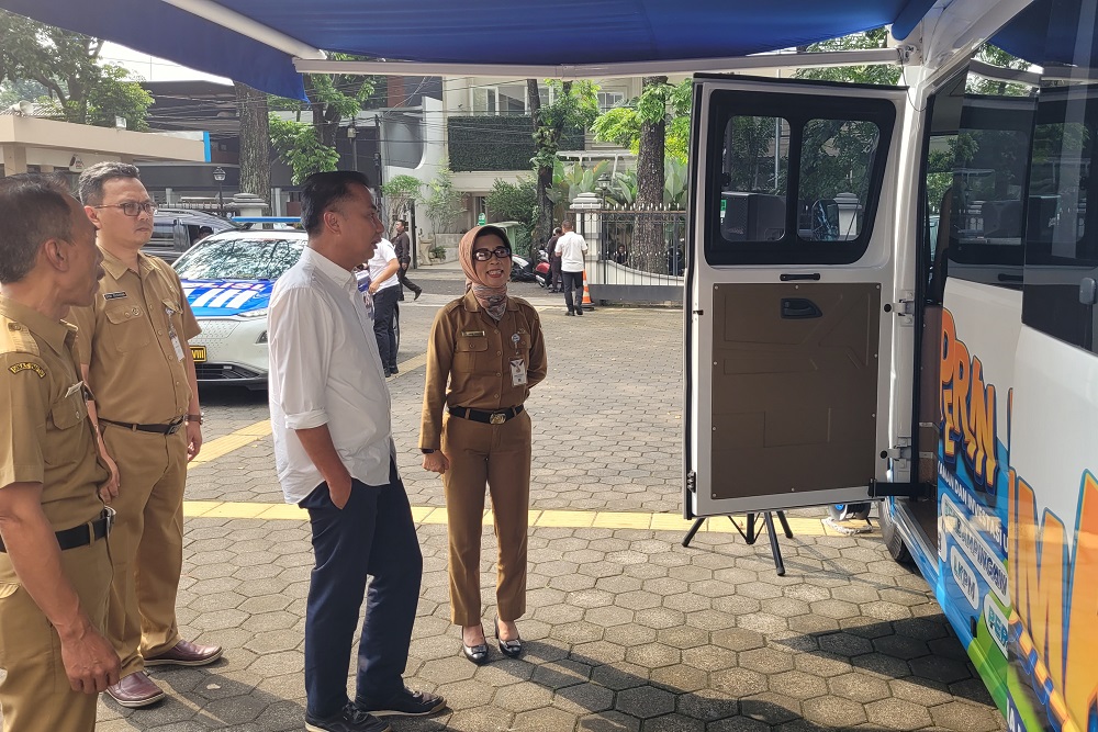  Kunjungi DPMPTSP Jabar, Bey Minta Jam Layanan Call Center Ditambah