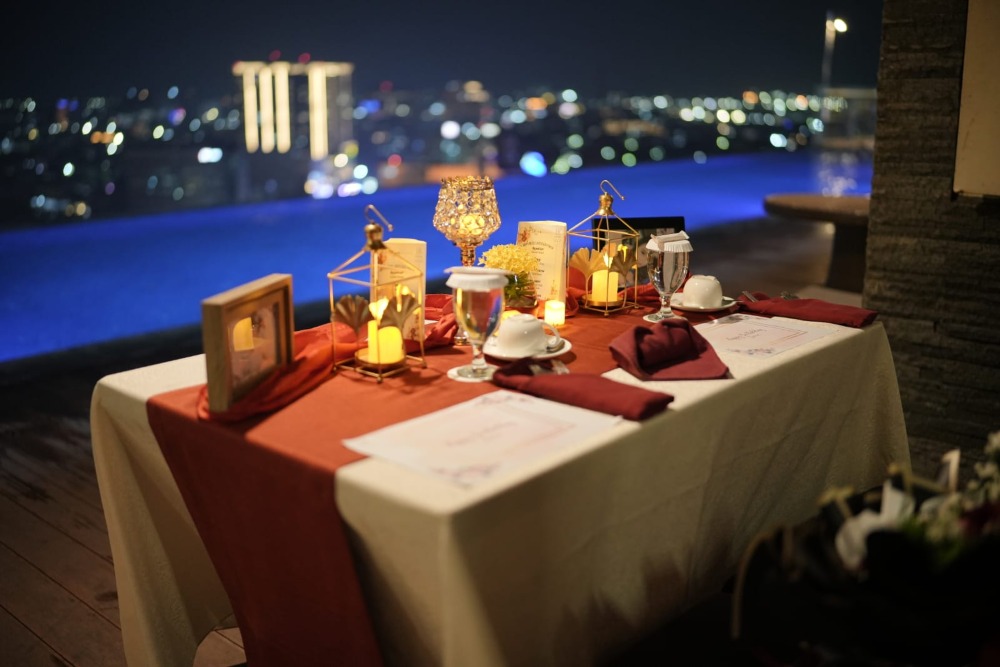  Louis Kienne Simpang Lima Semarang Tawarkan Paket Makan Malam Romantis