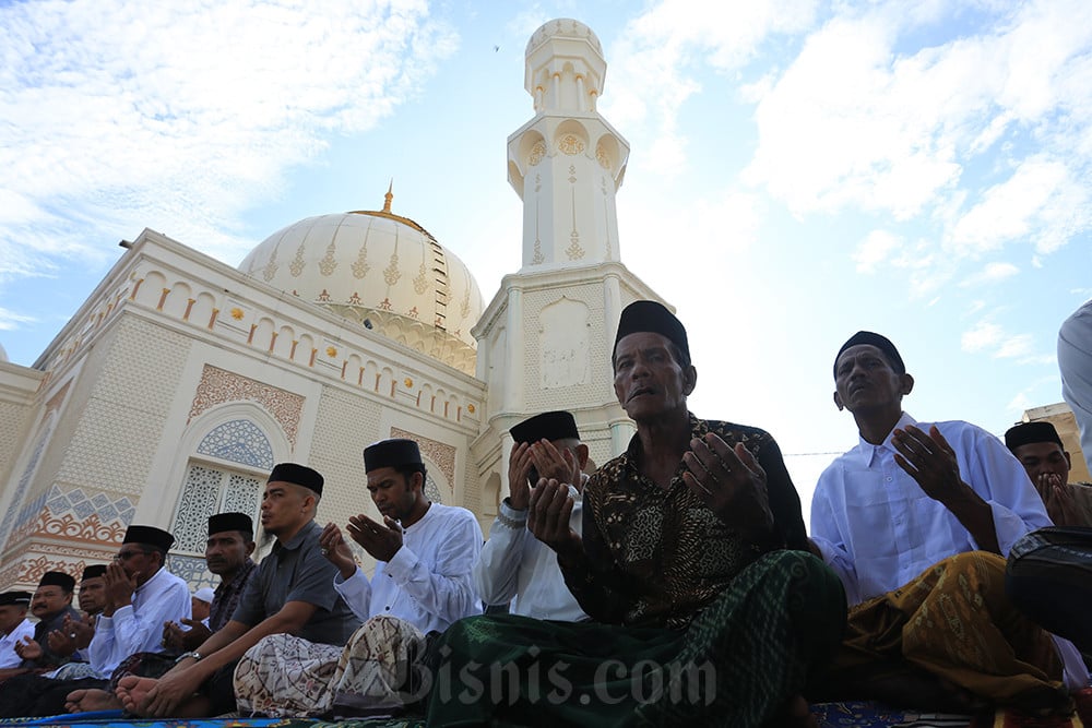  Shalat Iduladha jamaah Tarekat Syattariah di Nagan Raya