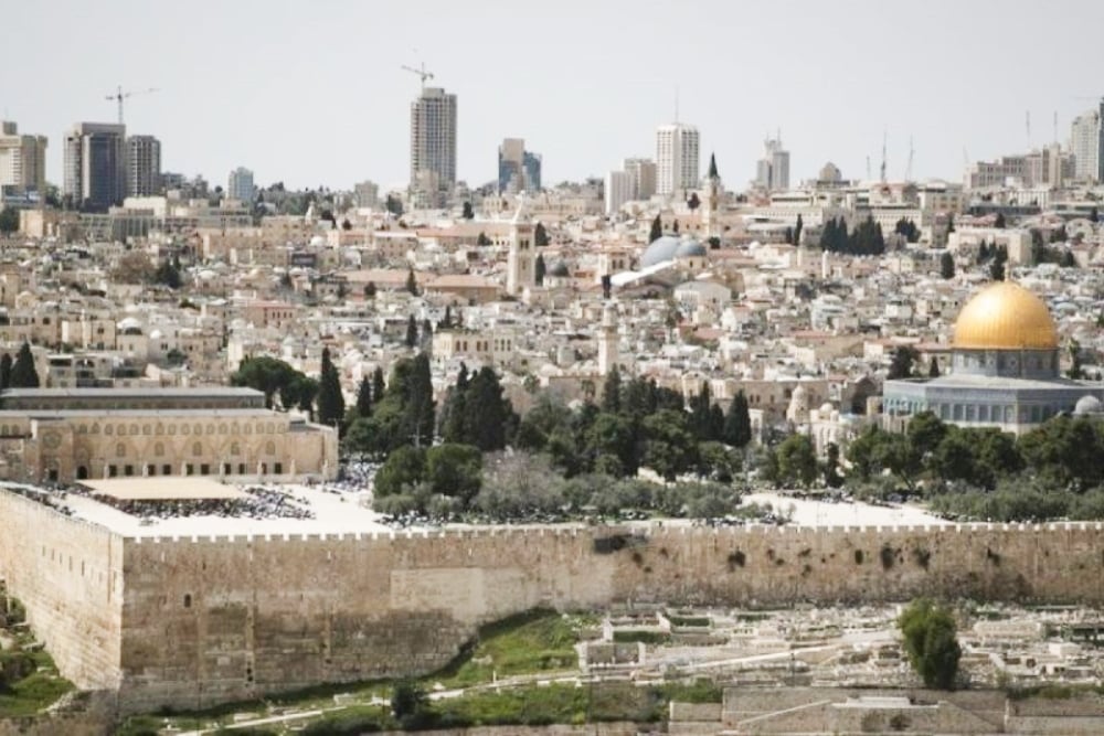  Di Bawah Intimidasi, 40.000 Warga Palestina Salat Id di Masjid Al-Aqsa