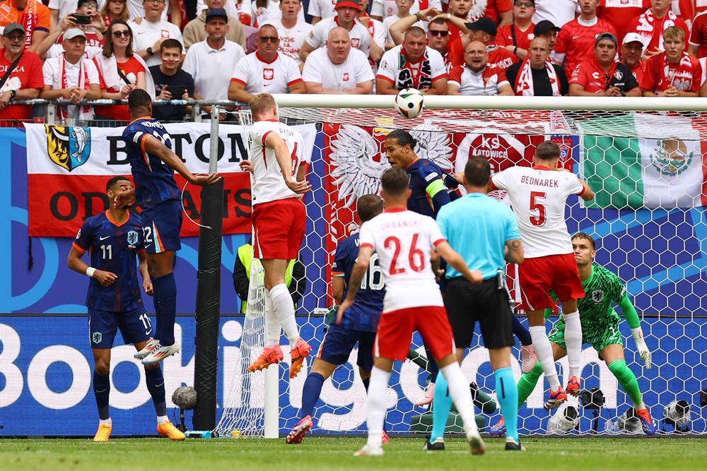  Hasil Polandia vs Belanda, 16 Juni: Seru, Kedua Tim Saling Berbalas Gol (Menit 30)
