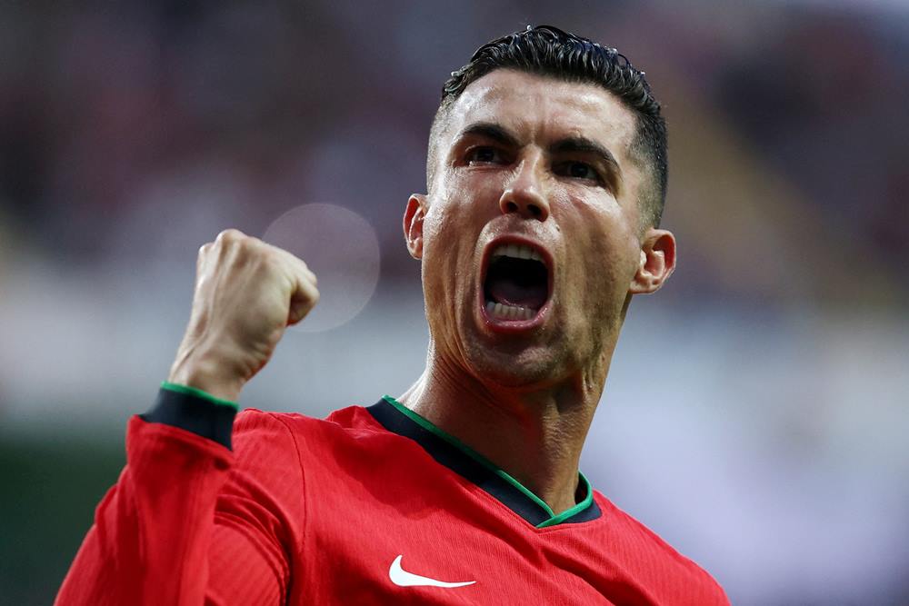 Striker Portugal Cristiano Ronaldo akan menghadapi Republik Ceko di Grup F Euro 2024, Rabu (19/6/2024). Prediksi Portugal vs Ceko: Ronaldo dan Pepe Pecahkan Rekor Pencetak Gol Tertua?/Reuters