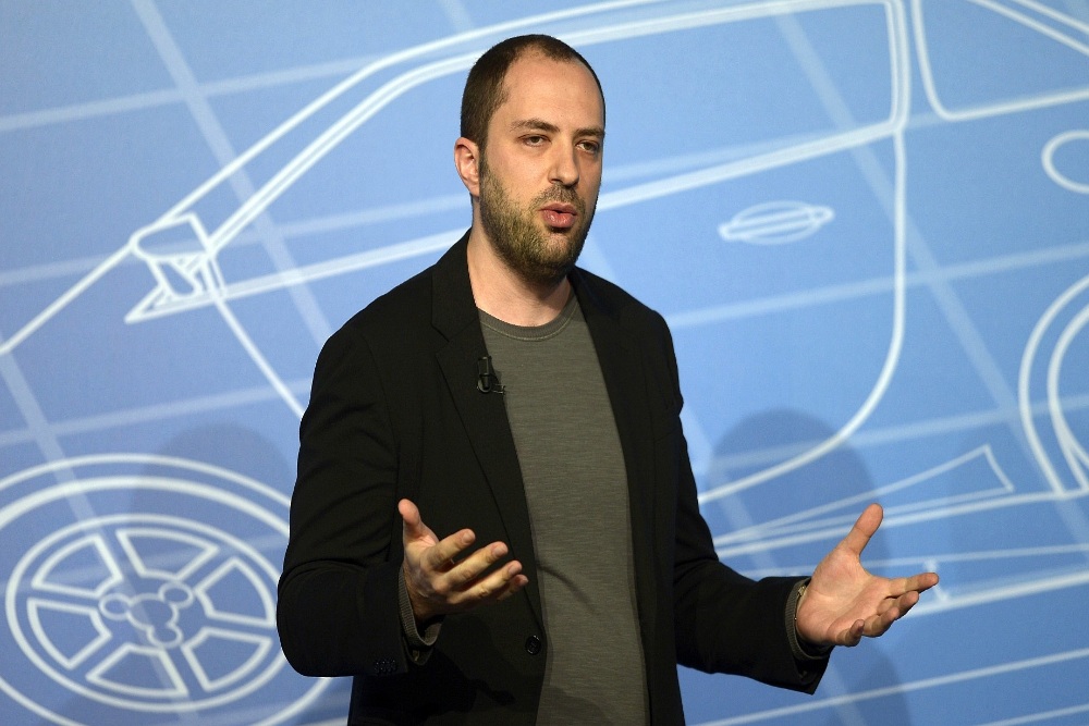  Kisah Pelarian Jan Koum, dari Antre Makan Gratis hingga Mendirikan WhatsApp