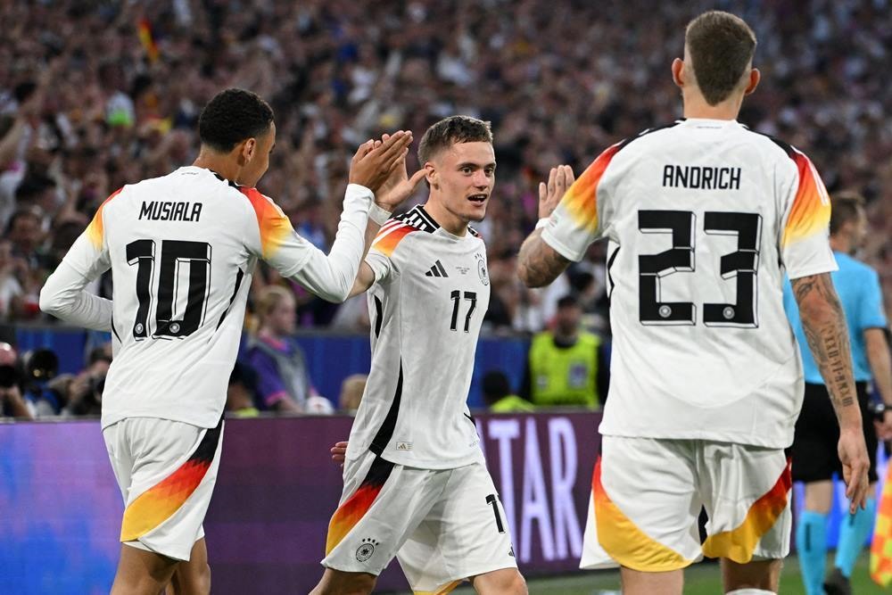 Timnas Jerman akan berhadapan dengan Swiss di laga terakhir Grup A Euro 2024, Senin (24/6/2024) dini hari. Prediksi Skor Swiss vs Jerman, 24 Juni: Susunan Pemain, H2H, Klasemen/Reuters