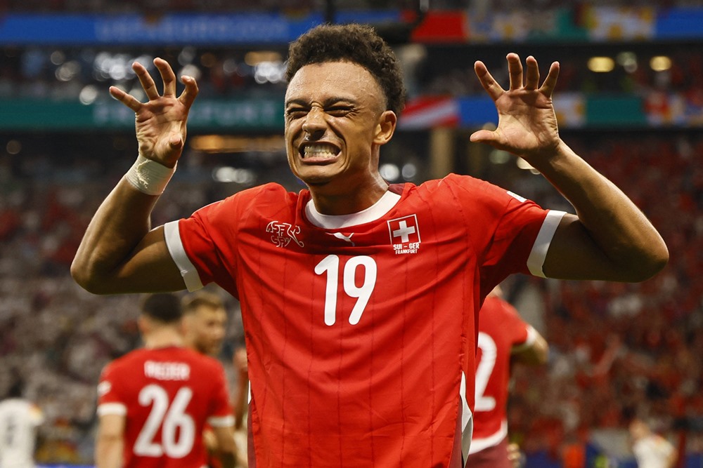  Hasil Swiss vs Jerman: Unggul, Swiss Geser Der Panzer di Puncak Klasemen Grup A