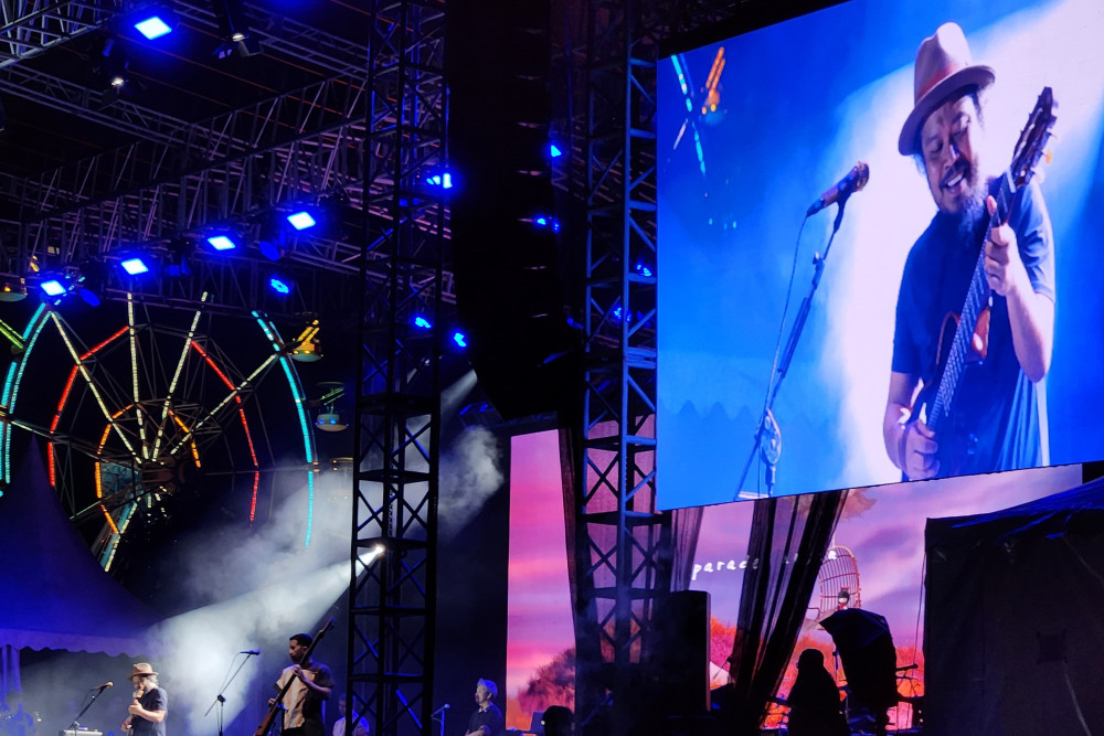  Payung Teduh Sampai Sheila On 7 Ramaikan Panggung Saloka Fest 2024