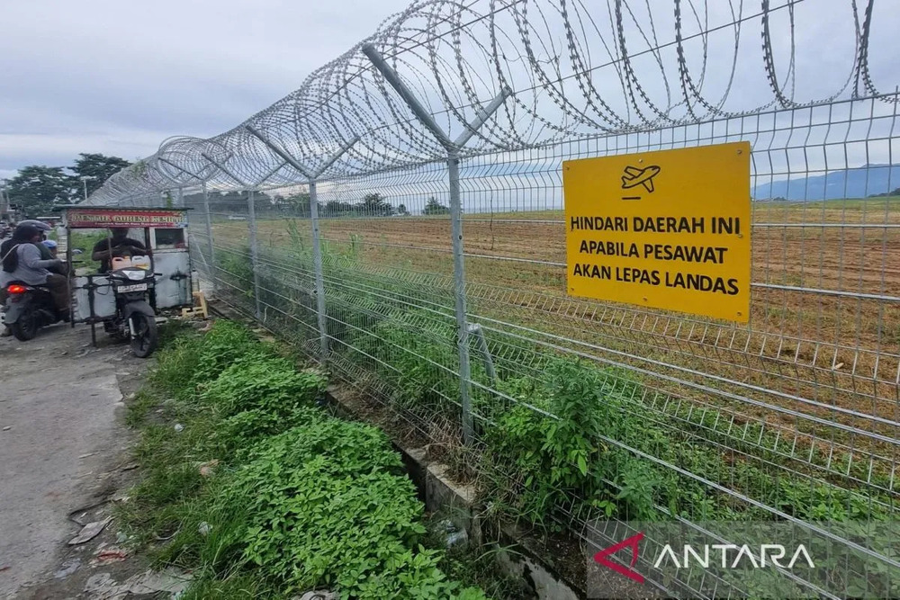  Bandara Rendani Manokwari Kini Berlandasan Pacu 2.300 Meter