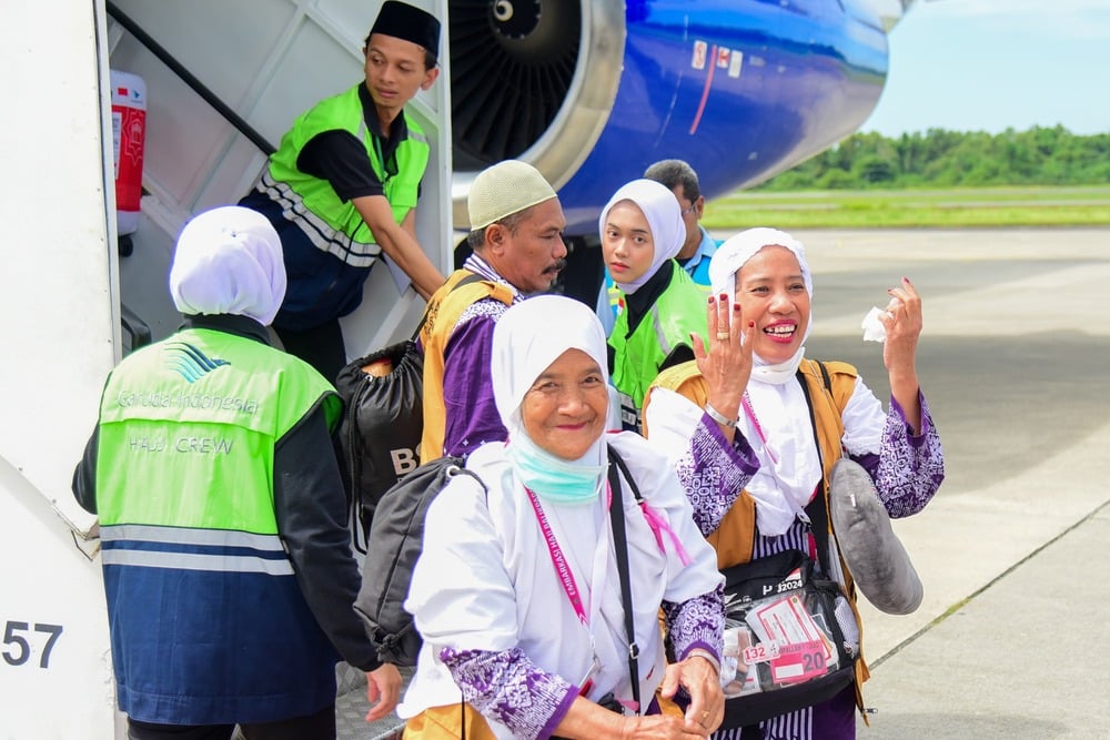  Debarkasi Kloter Pertama Jemaah Haji Tiba di Balikpapan