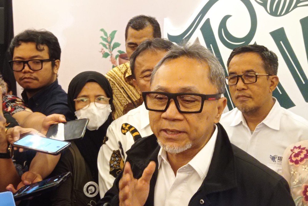  Lindungi Industri dan UMKM Lokal, Mendag Bakal Berlakukan Bea Masuk hingga 200%
