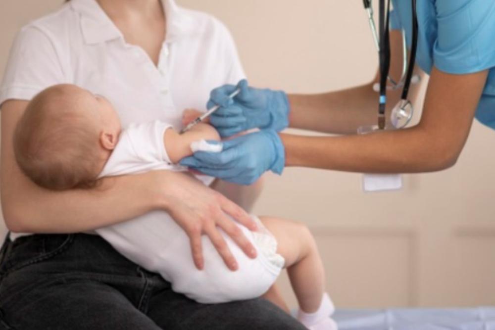  Imunisasi Ganda Tidak Sebabkan Kematian pada Anak, Ini Tips Pemberiannya