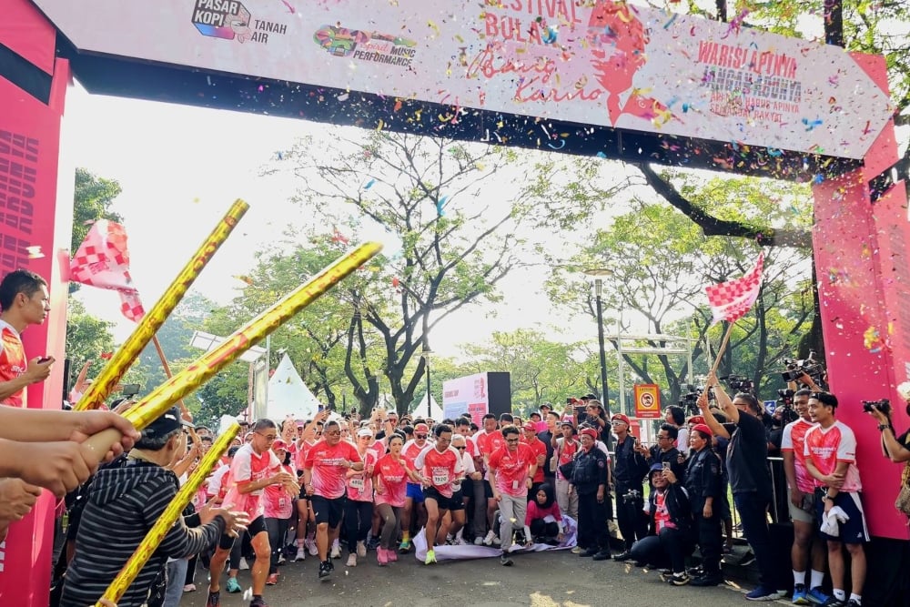  Momen Ganjar, Hasto, dan Para Elite PDIP Ikut Soekarno Run di GBK