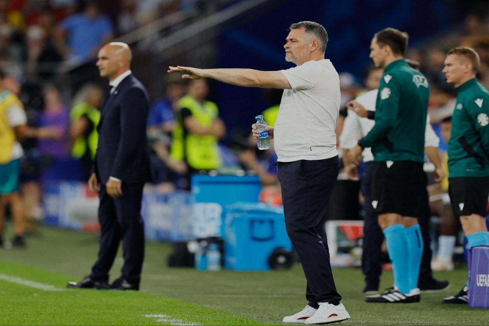  Prediksi Spanyol Vs Georgia, Willy Sagnol Minta Anak Asuhnya Bermain Tanpa Beban