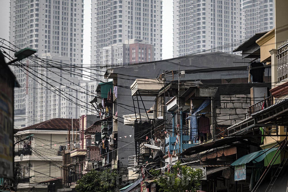  Persentase Penduduk Miskin Turun Sebesar 0,33 Persen