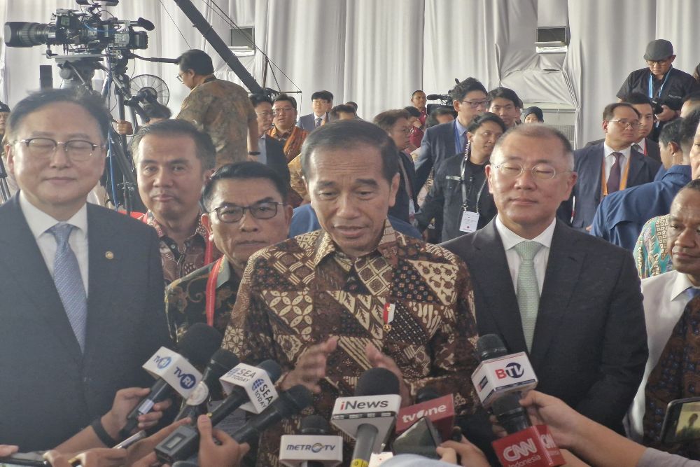  Jokowi Pede RI Mampu Memenangkan Persaingan Pasar Baterai EV