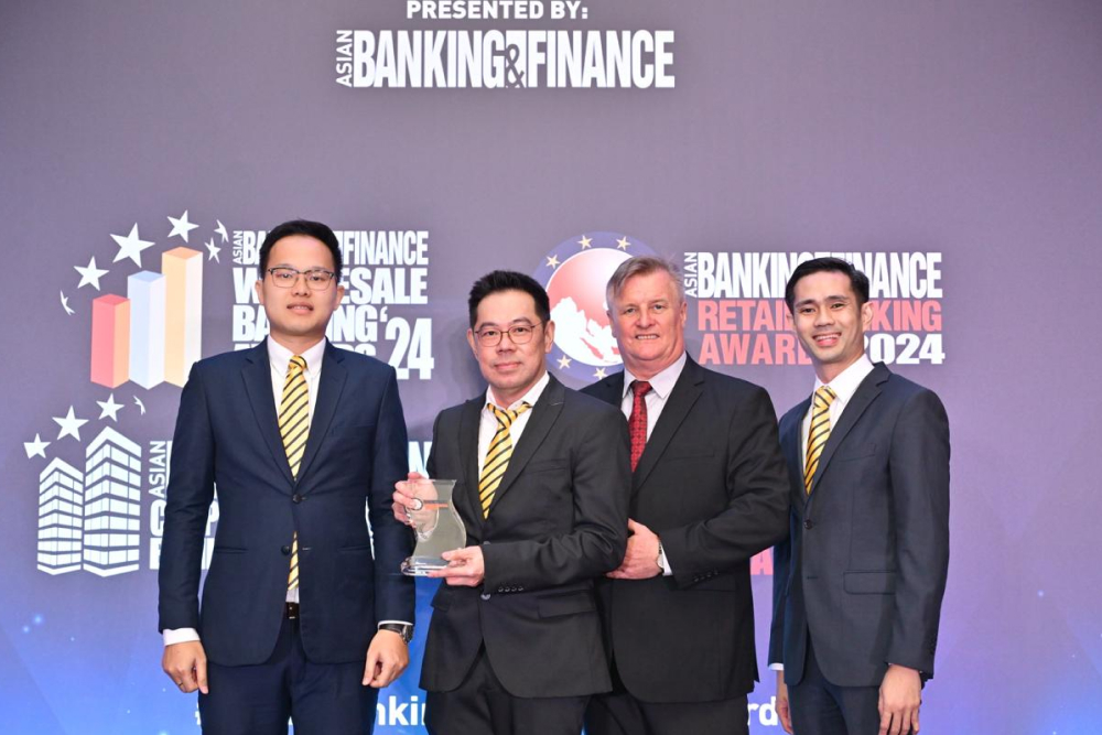  Maybank Indonesia Raih Penghargaan ABF Retail Banking Awards 2024