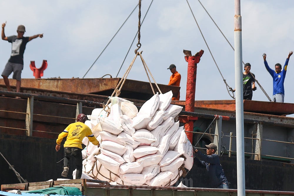  Penyaluran Pupuk Bersubsidi Sesuai Target