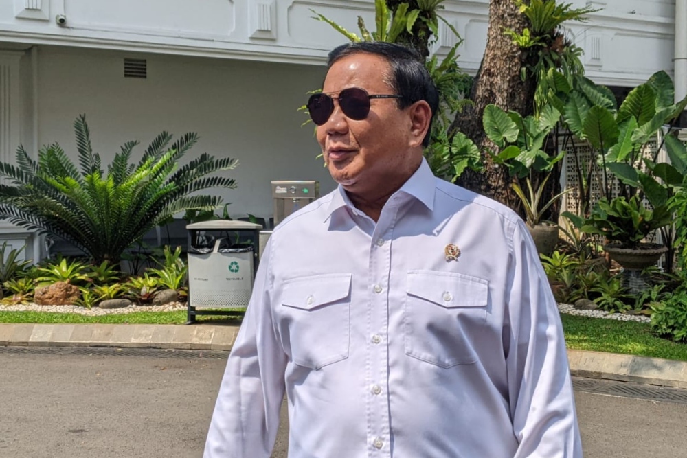 Menteri Pertahanan sekaligus Presiden Terpilih Prabowo Subianto tiba di Istana Negara, Jakarta, untuk bertemu dengan Presiden Joko Widodo (Jokowi), Kamis (6/6/2024). JIBI/Dany Saputra