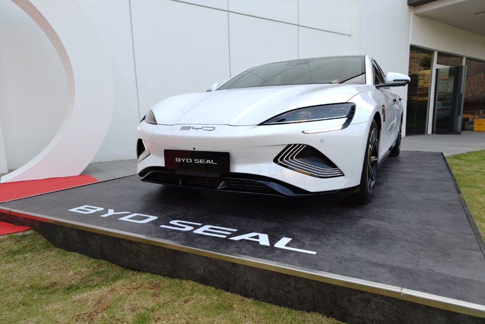  Tak Cuma Bangun Pabrik, BYD Akuisisi 20% Saham Distributor Mobil Listrik di Thailand