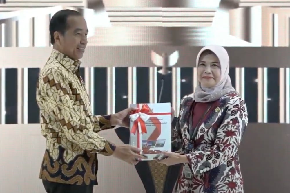  BPK Serahkan LKPP dan Laporan IHPS II/2023 ke Jokowi, Ini Isinya!