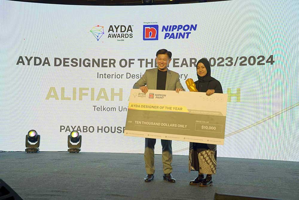  Alifiah Azzahrah Dinobatkan Sebagai Pemenang “Designer Of The Year” Di Ajang Ayda International Awards 2023/24