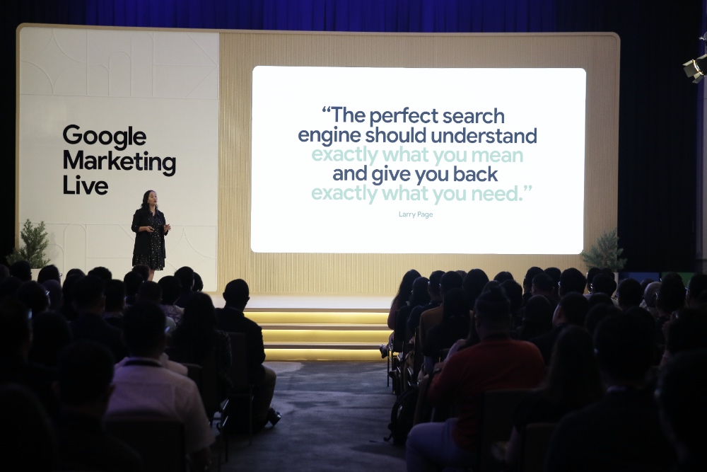 Country Marketing Manager Google Indonesia Muriel Makarim memberi pemaparan mengenai dampai AI terhadap pemasaran/Google
