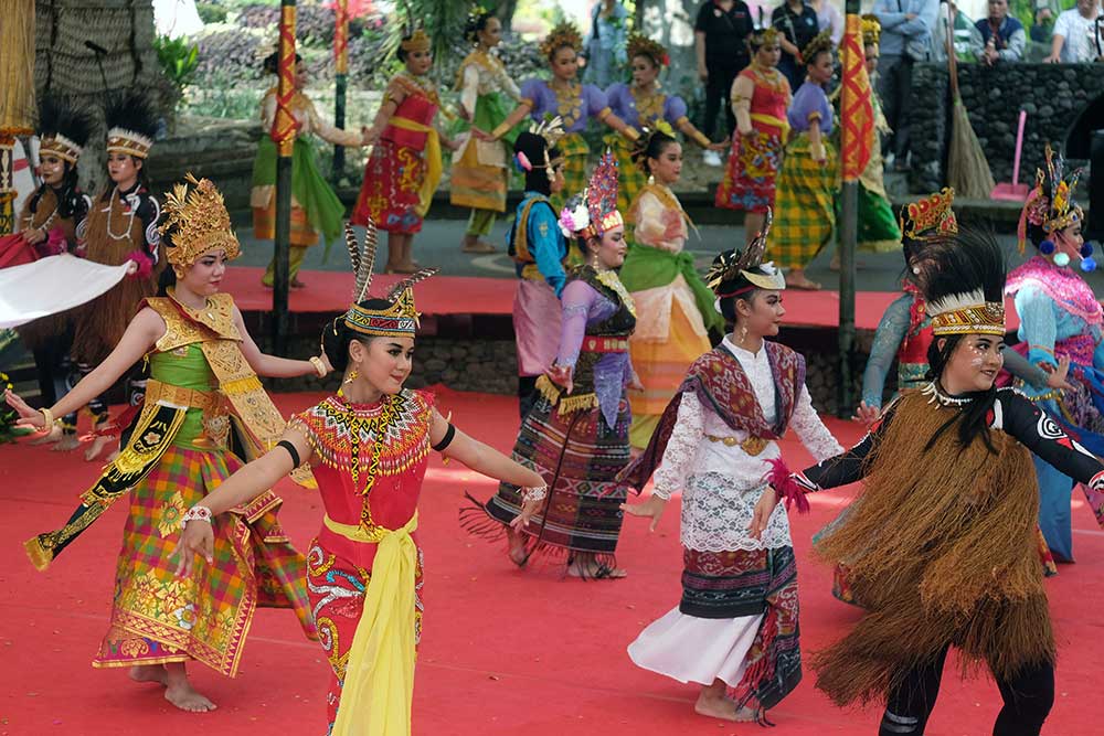  Kesenian tradisional Sunda dan Nusantara Meriahkan Pesta Kesenian Bali (PKB) XLVI 2024